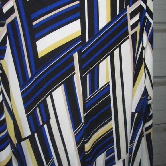 1X or 2X NEW Plus Size Womens Daily Thread Colorful Tunic Top Dressy work shirt - Picture 4 of 4